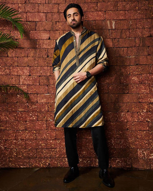 Ak Celebrity Multi Colour Printed Kurta